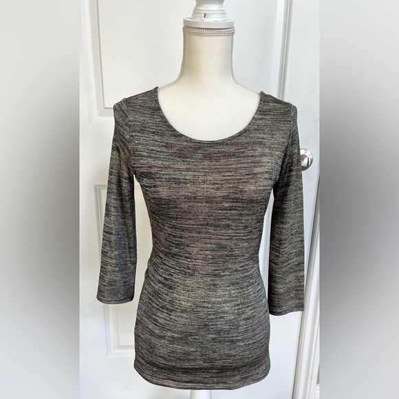 Guess Open Back Top - Picture 1 of 7